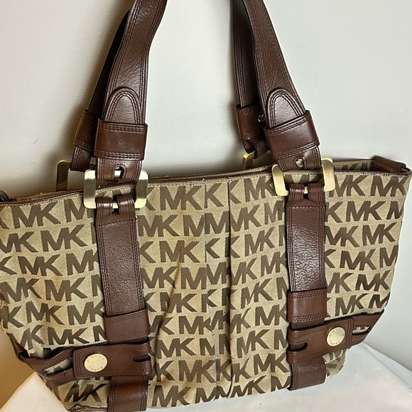 Michael Kors Brown and Tan Women's Bag - Picture 2 of 4